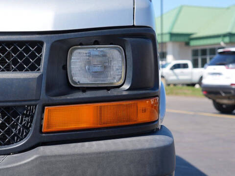 2016 Chevrolet Express LS 2500