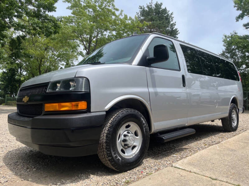 2019 Chevrolet Express LS 3500