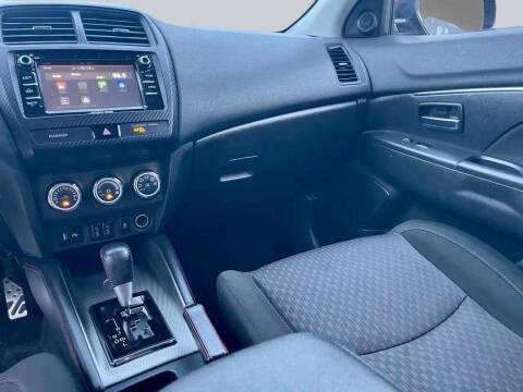 2018 Mitsubishi Outlander Sport LE