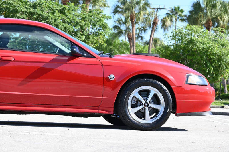 2004 Ford Mustang Mach 1 Premium
