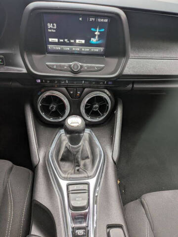 2018 Chevrolet Camaro LS