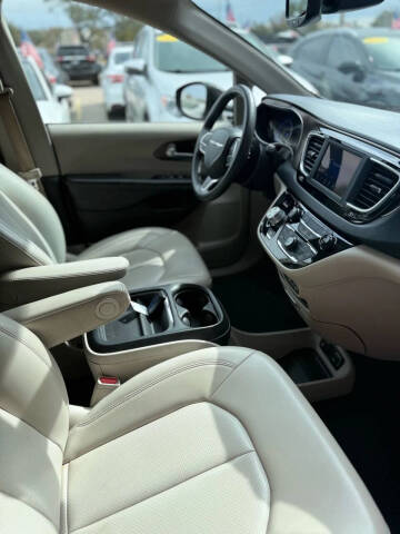 2021 Chrysler Voyager LXi