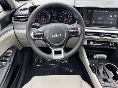 2022 Kia K5