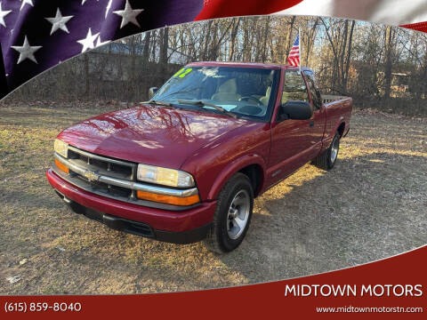 2002 Chevrolet S-10 for sale at Midtown Motors in Greenbrier TN