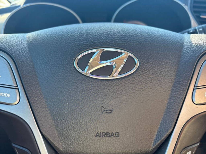 2014 Hyundai Santa Fe GLS