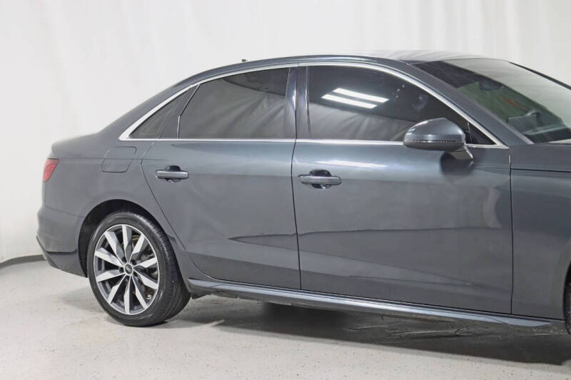 2022 Audi A4 quattro Premium 40 TFSI