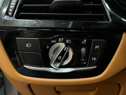 2017 BMW 5 Series 540i