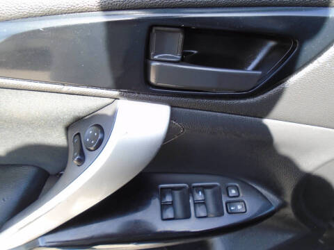 2022 Mitsubishi Eclipse Cross LE