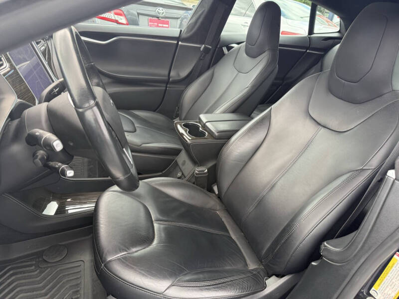 2015 Tesla Model S 85