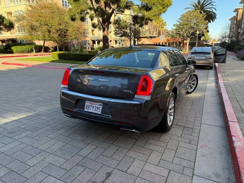 2016 Chrysler 300 C