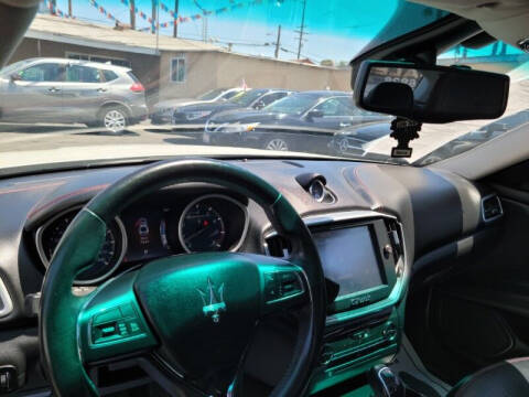 2016 Maserati Ghibli