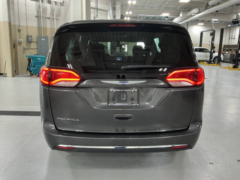 2019 Chrysler Pacifica Touring Plus