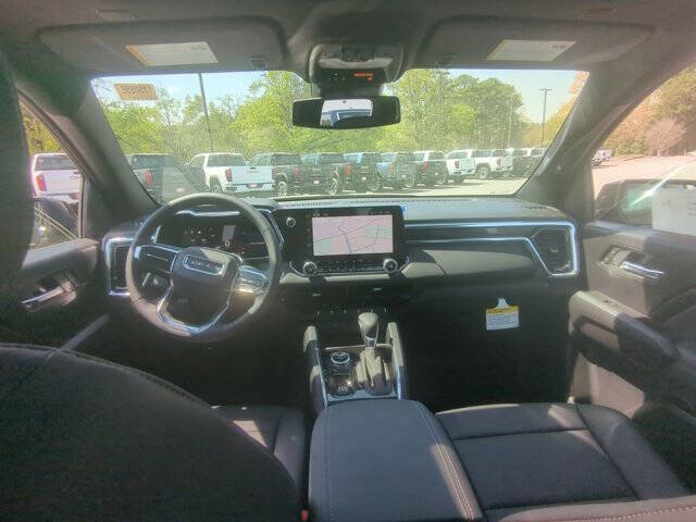 2025 GMC Canyon Elevation