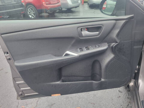 2015 Toyota Camry LE