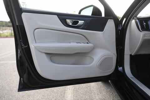 2019 Volvo S60 T5 Momentum