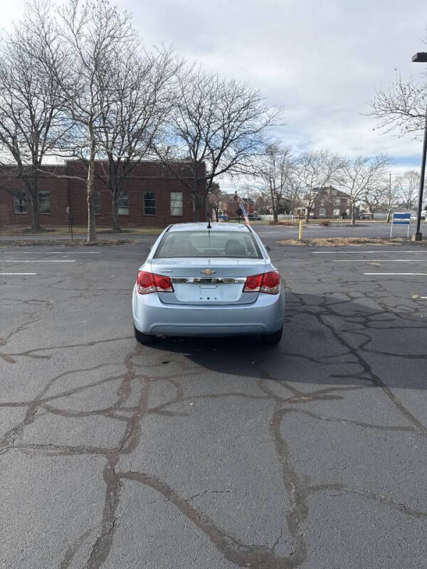 2011 Chevrolet Cruze LS