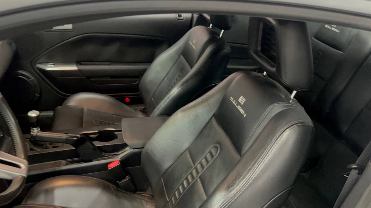 2006 Ford Mustang 45