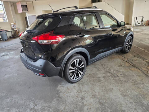 2020 Nissan Kicks SV