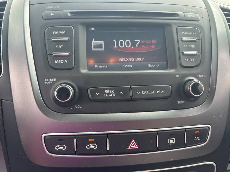 2015 Kia Sorento LX