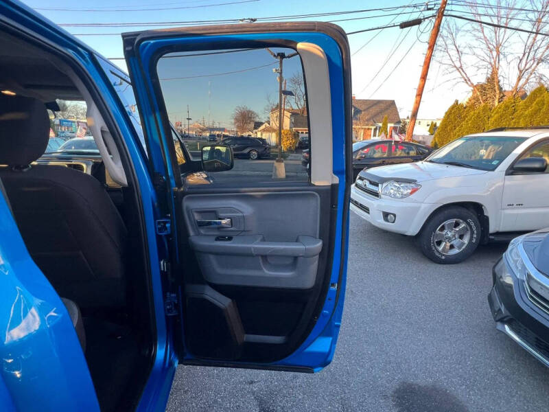 2024 RAM 1500 Classic