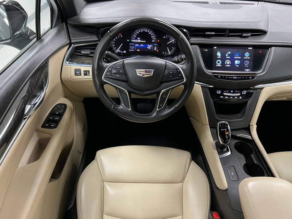 2017 Cadillac XT5 for sale at Conway Imports in   Streamwood, IL