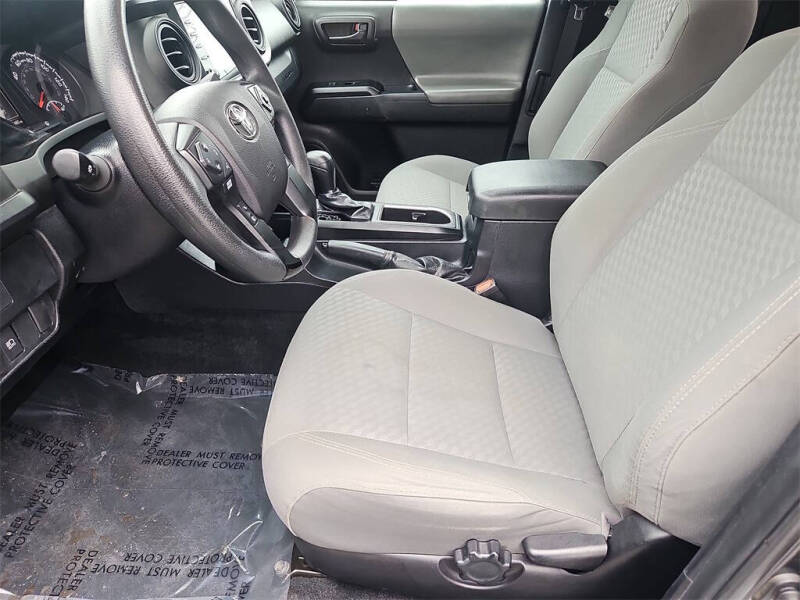 2021 Toyota Tacoma SR