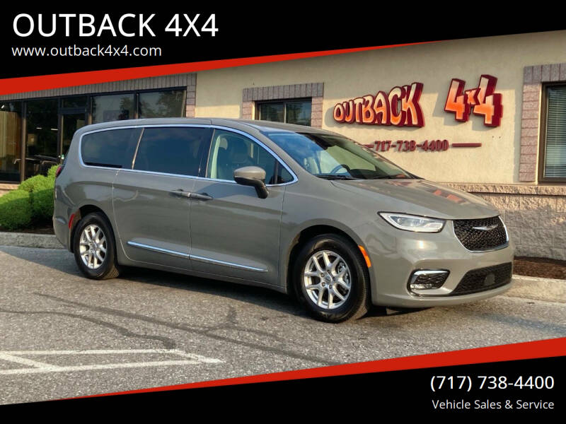 2023 Chrysler Pacifica Touring L