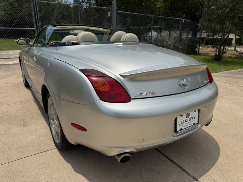 2005 Lexus SC 430