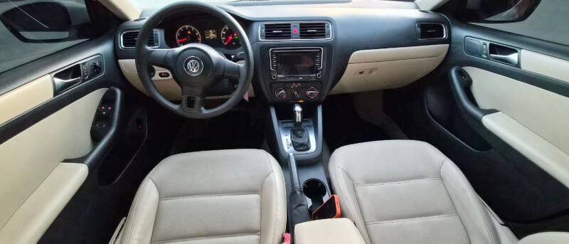 2011 Volkswagen Jetta SE