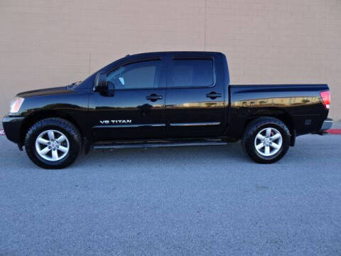 2014 Nissan Titan SV
