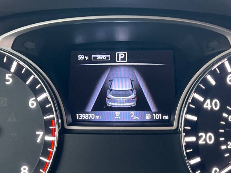 2019 Nissan Pathfinder SL