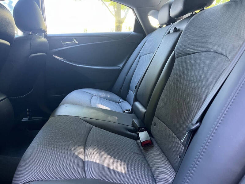 2011 Hyundai Sonata SE