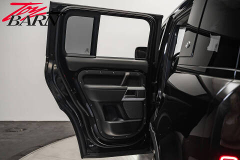 2024 Land Rover Defender 110 V8 P500 SE