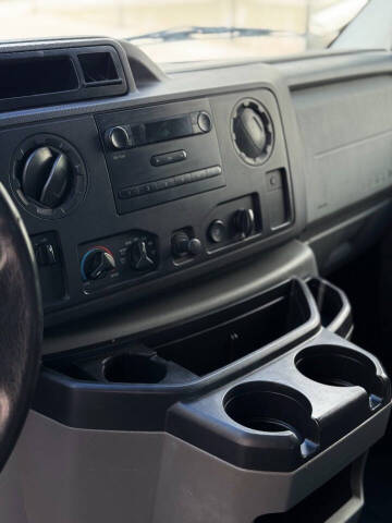 2011 Ford E-Series E-150