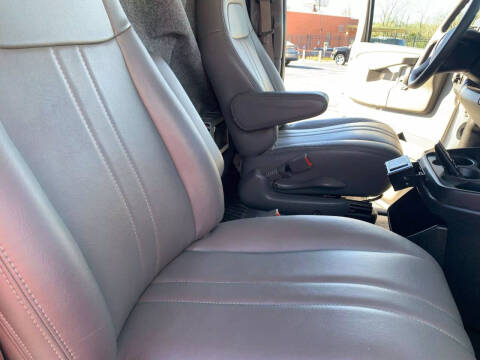 2019 Chevrolet Express 2500