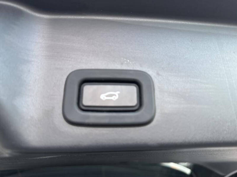 2020 Land Rover Range Rover Evoque SE