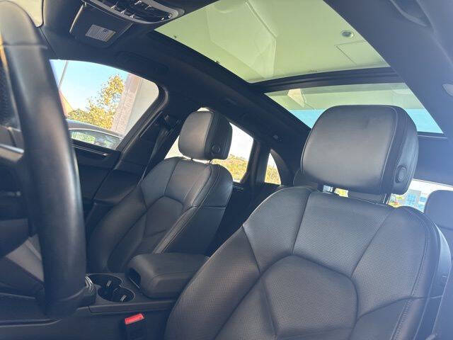 2023 Porsche Macan