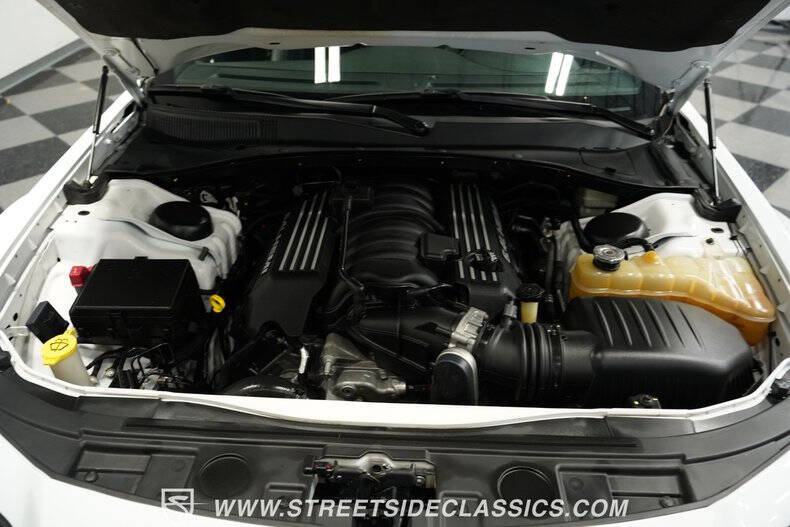 2012 Chrysler 300 SRT8