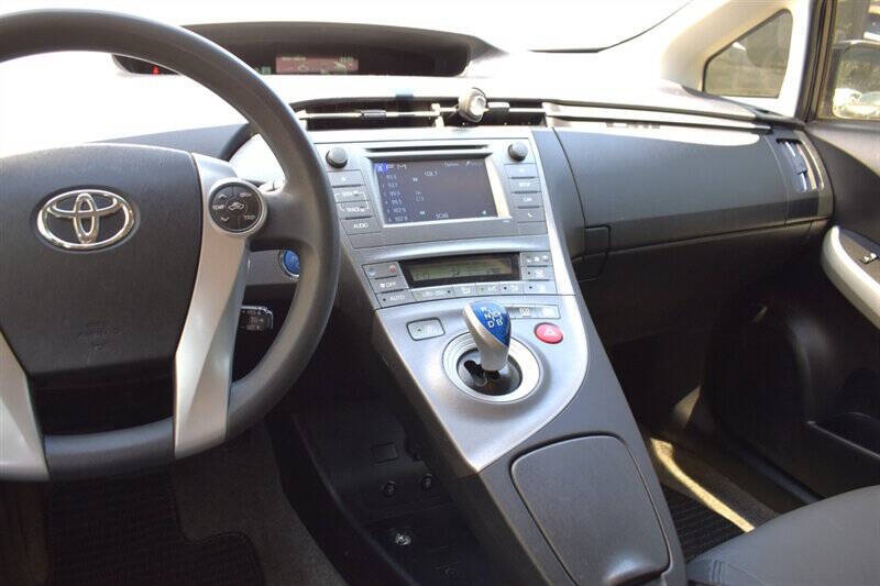 2013 Toyota Prius Two