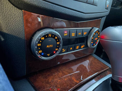 2011 Mercedes-Benz C-Class