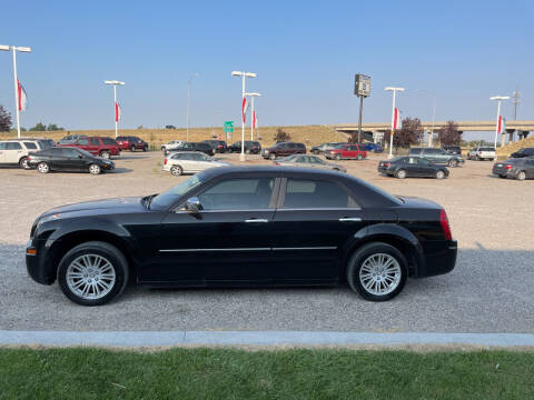 2010 Chrysler 300 for sale at GILES & JOHNSON AUTOMART in Idaho Falls ID