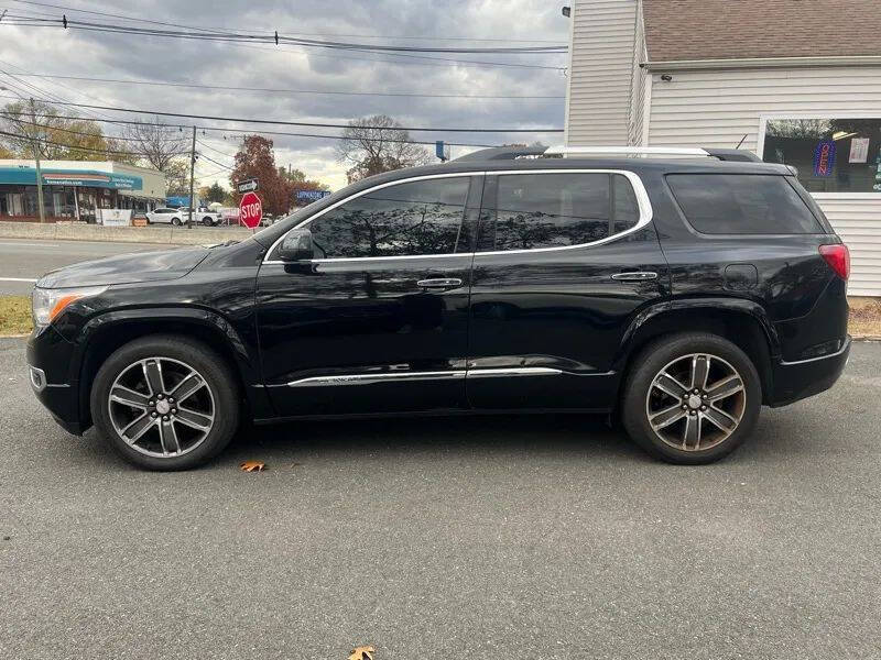 2017 GMC Acadia Denali