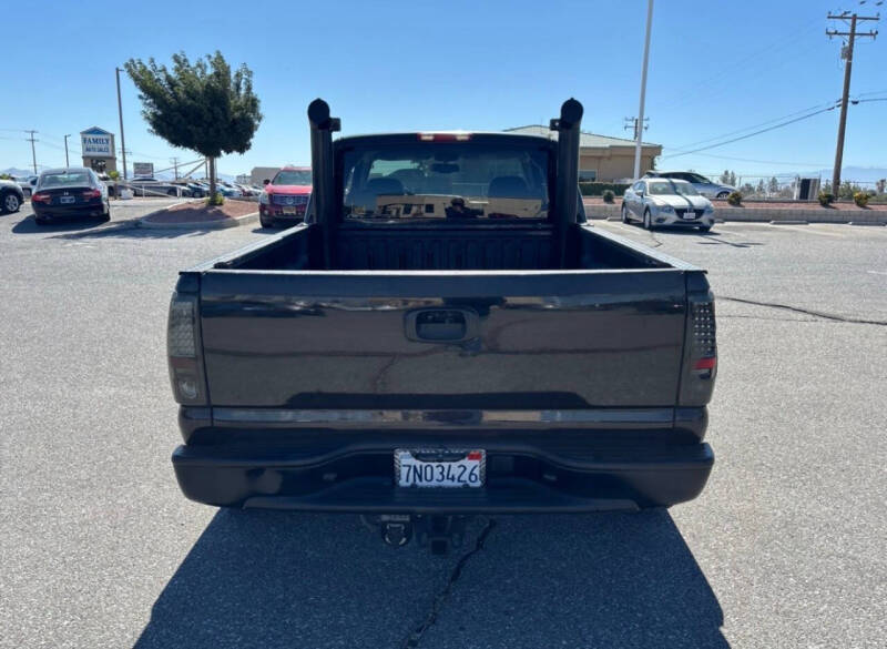 2004 GMC Sierra 1500 Denali