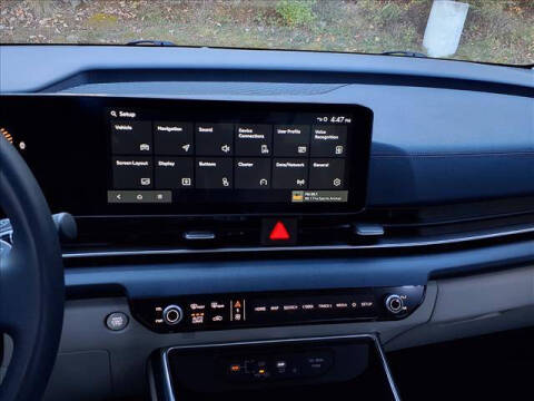 2025 Kia Carnival Hybrid EX