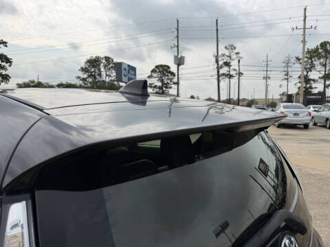2018 Toyota Prius c Four