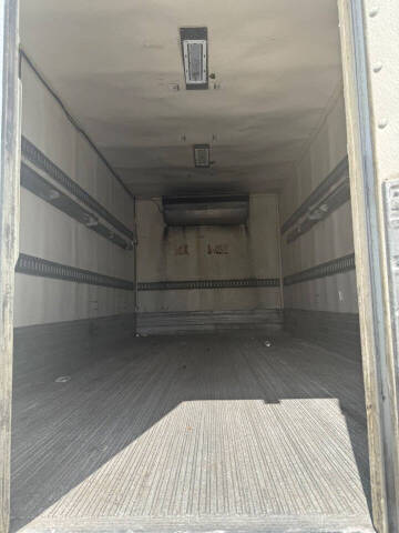 2020 Hino 195