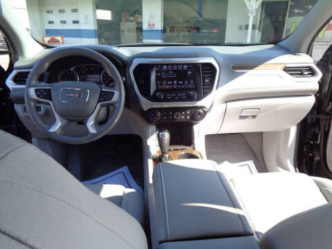 2018 GMC Acadia SLE-2