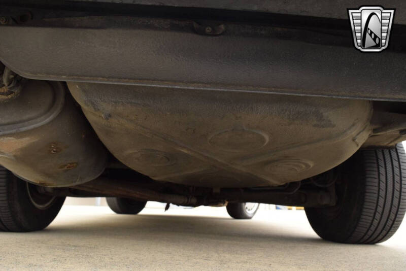 1988 Mercedes-Benz 560-Class 560 SL