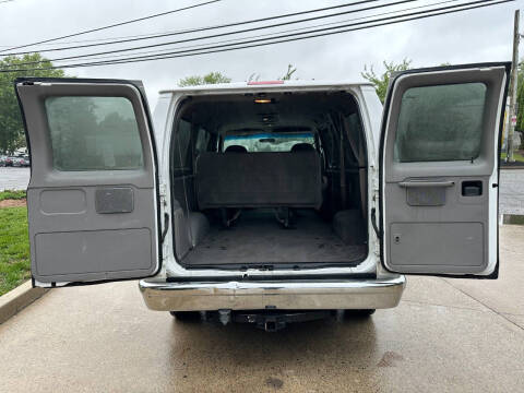 2001 Ford E-Series E-350 SD XLT