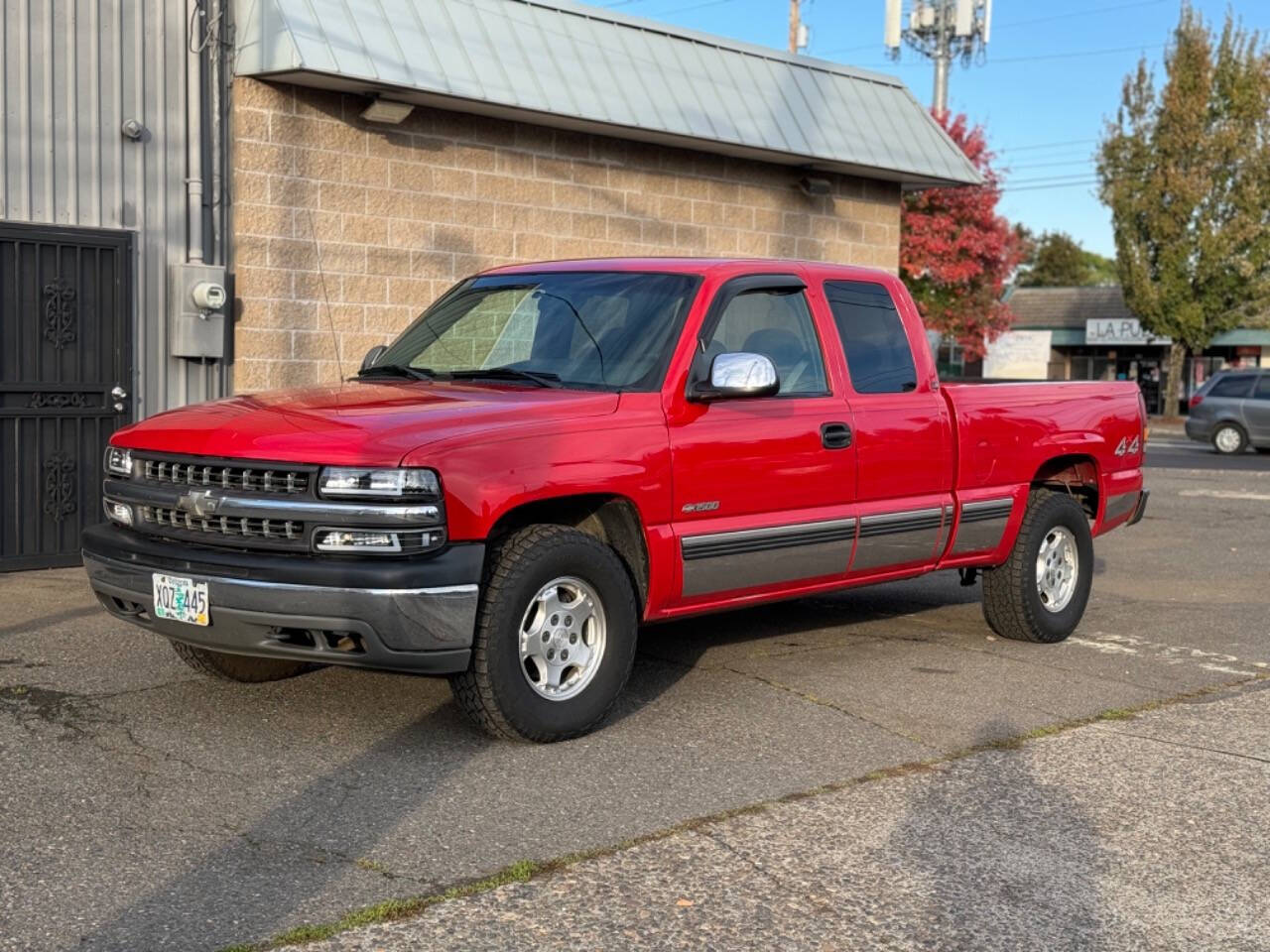 2000 Chevrolet Silverado 1500 for sale at Carz Connect LLC in Portland, OR